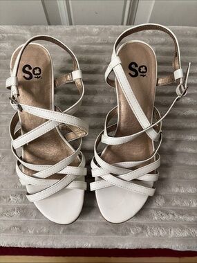 EUC SO White Strappy Crisscross Heeled Sandals